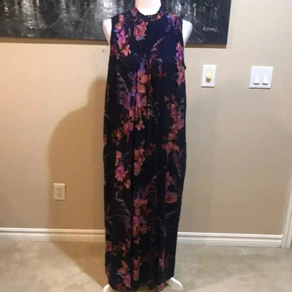a new day Dresses & Skirts - A New Day Floral High Neck Ruffle Maxi with Pockets-Size M